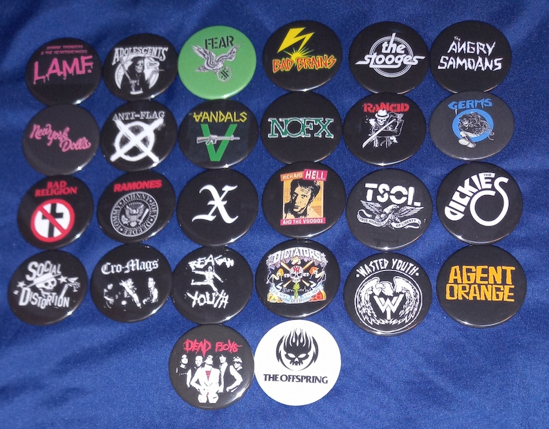 Pinback Button Band Punk Rock  - Vintage Collectible Pins ulasan dan harga