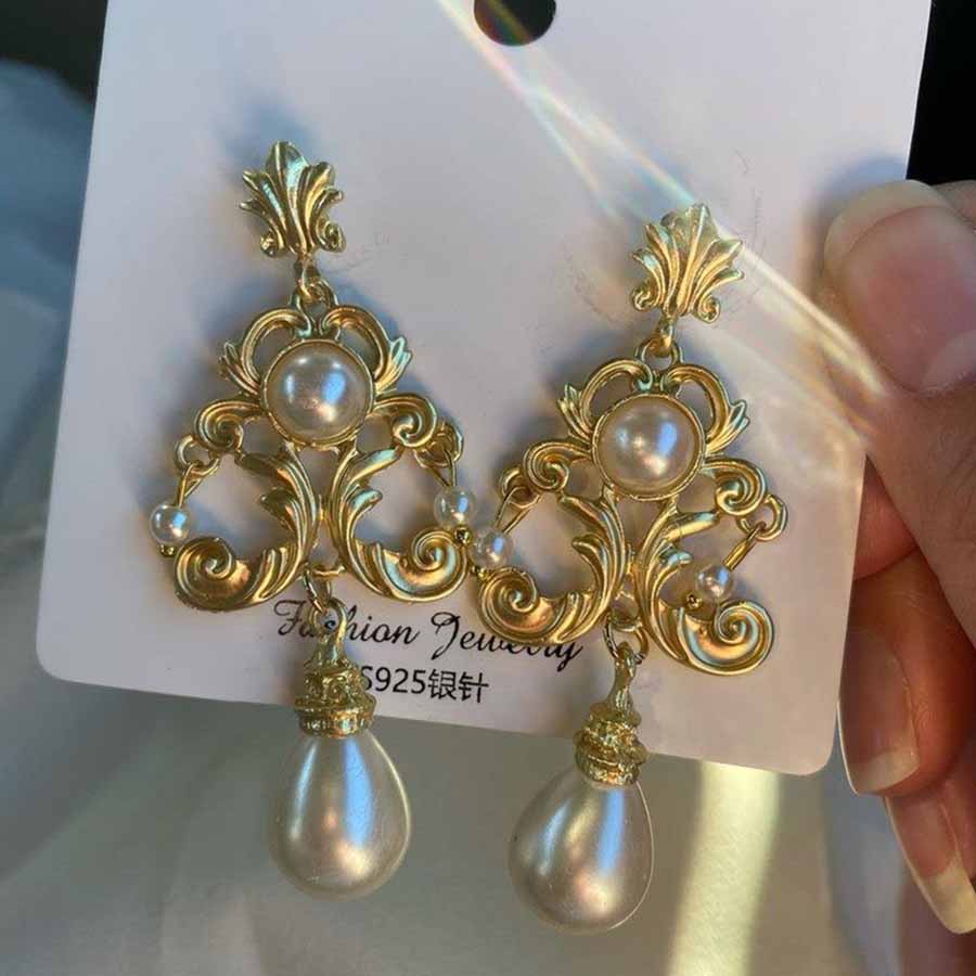 Anting Pengantin Barok Mewah R - Vintage Collectible Figures ulasan dan harga