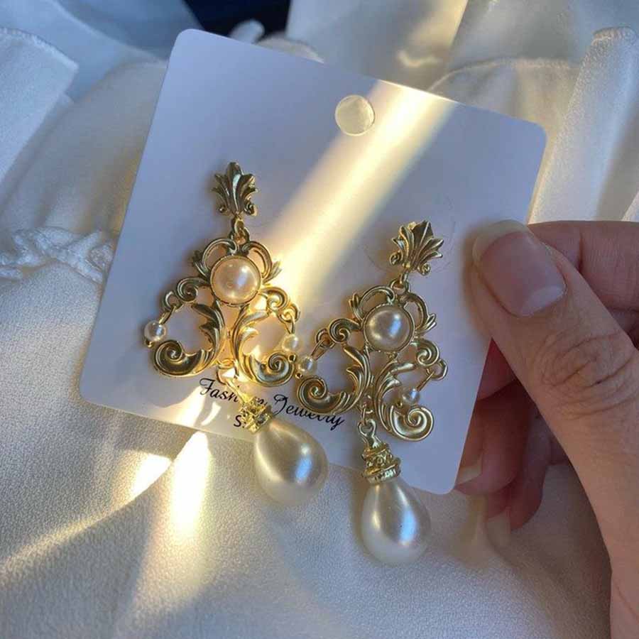 Anting Pengantin Barok Mewah R - Vintage Collectible Figures ulasan dan harga