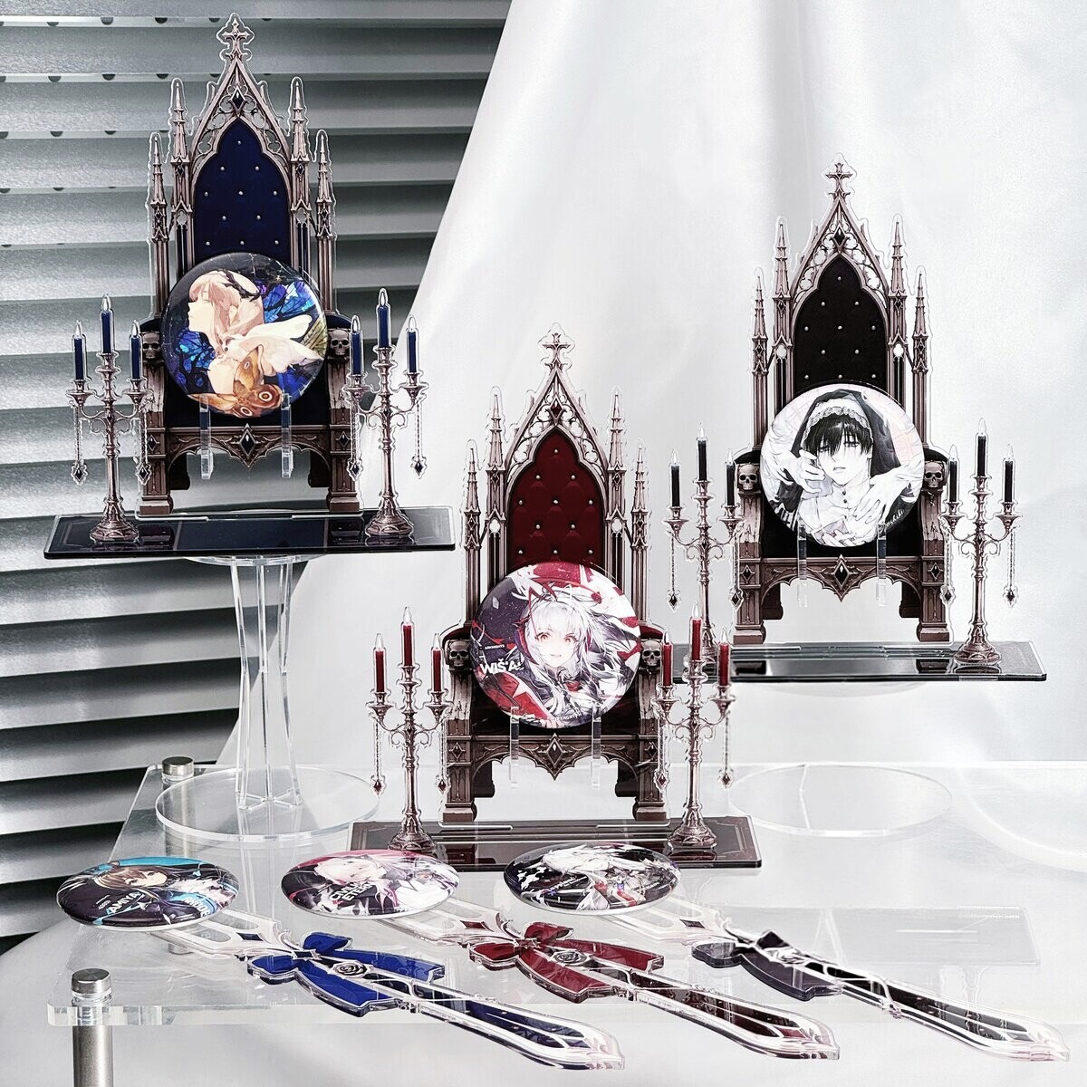 Tempat & Penyangga Lencana Akr - Vintage Collectible Pins ulasan dan harga