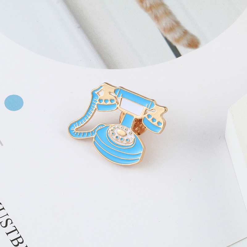 Koleksi Pin Enamel Game Antik  - Vintage Collectible Pins ulasan dan harga